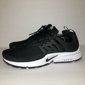 SOLD Nike Air Prestos Essential Black